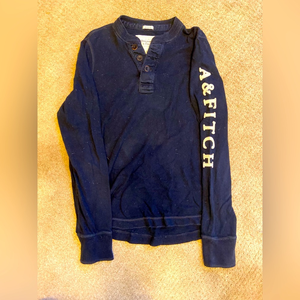Mens Henley style Abercrombie and Fitch Shirt
